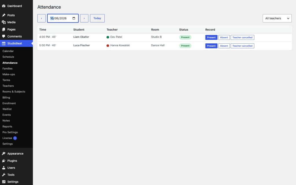 StudioBeat, The daily attendance screen: present, absent or teacher-cancelled per lesson.